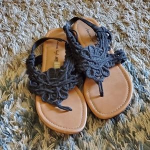 American Eagle Sandals